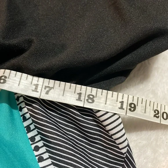 Shein Stylish Black and Teal Women's Top - Picture 8 of 10